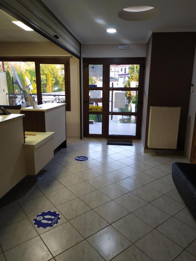 Smallhotel - Vevi Екстериор снимка
