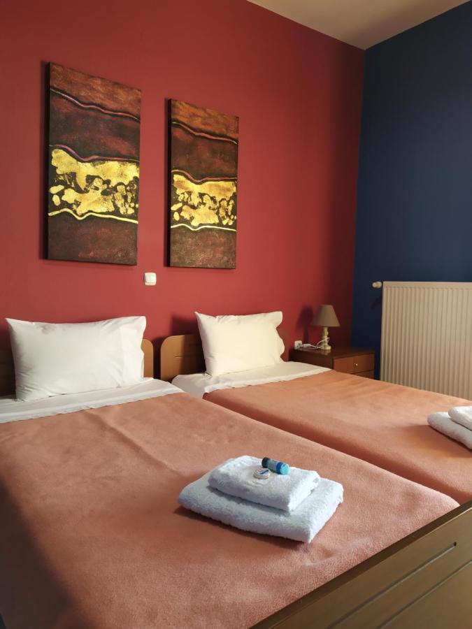 Smallhotel - Vevi Екстериор снимка
