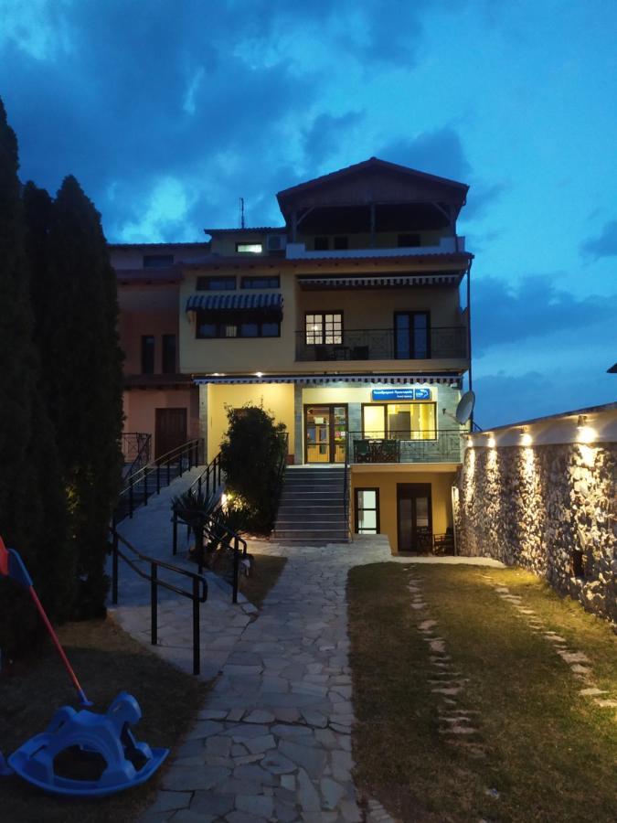 Smallhotel - Vevi Екстериор снимка