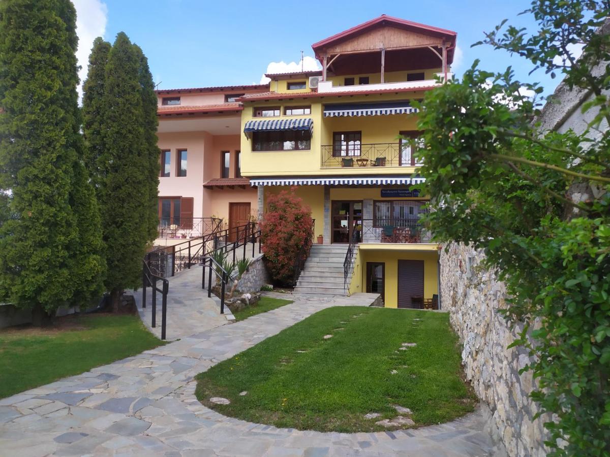 Smallhotel - Vevi Екстериор снимка