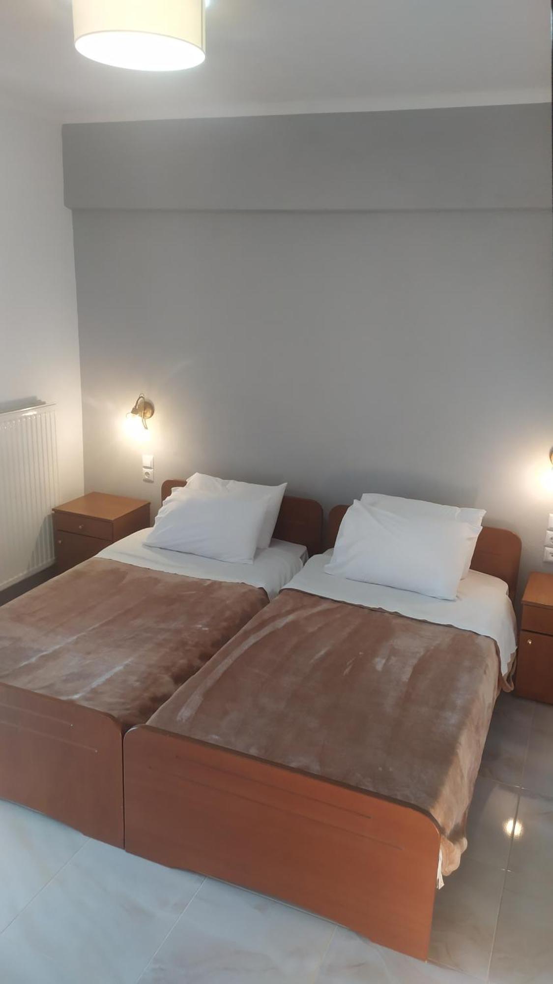 Smallhotel - Vevi Екстериор снимка